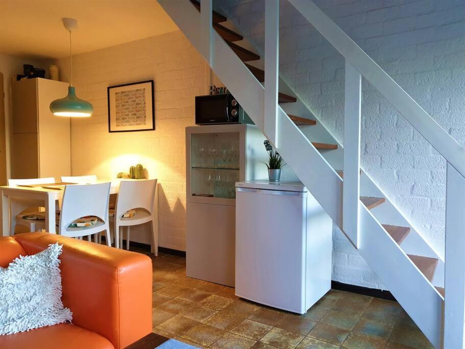 Welkom In Dekreek V59, Dem Freundlichen Ferienhaus Bruinisse Extérieur photo